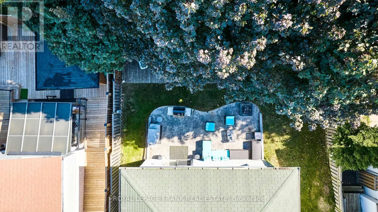733 CLIFTON DRIVE
