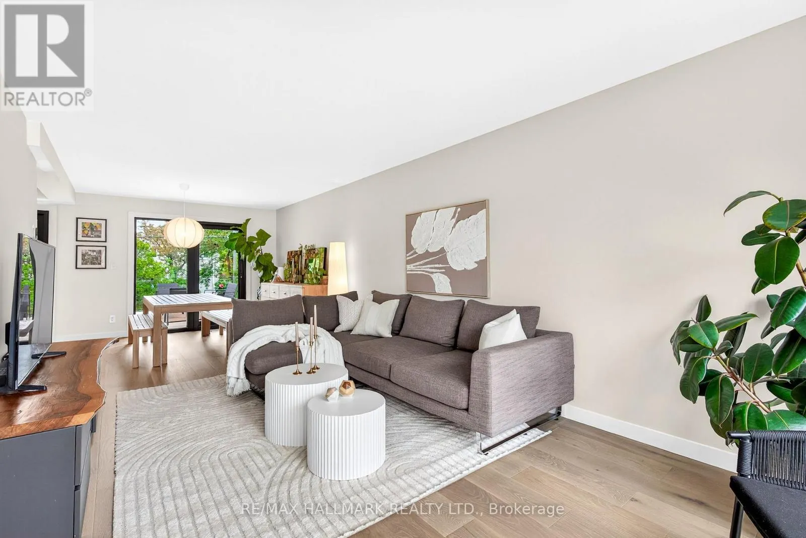 225 CATALINA DRIVE