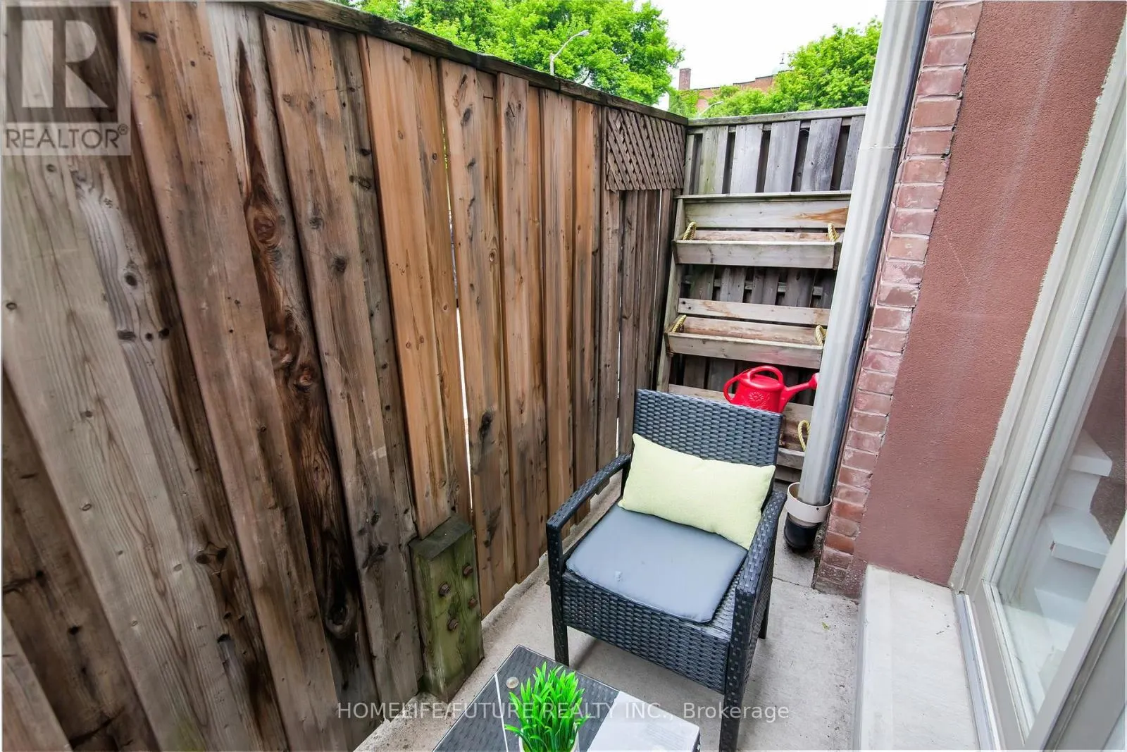 102 - 660 PAPE AVENUE