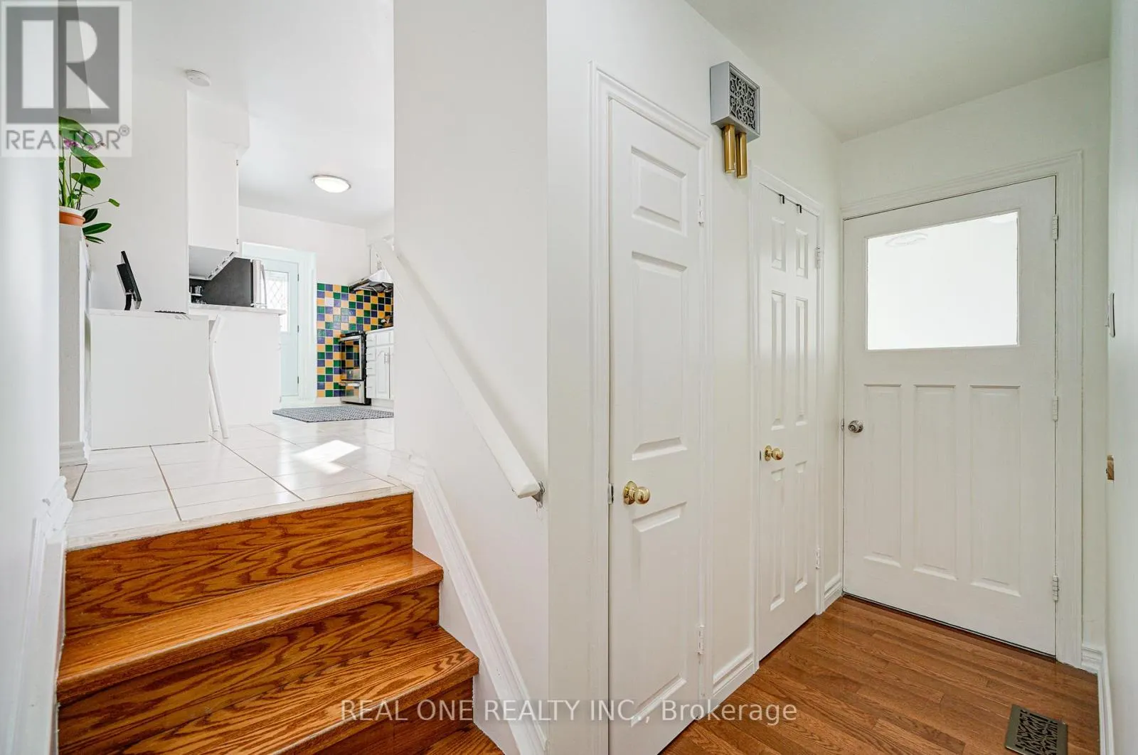 122 MARILAKE DRIVE