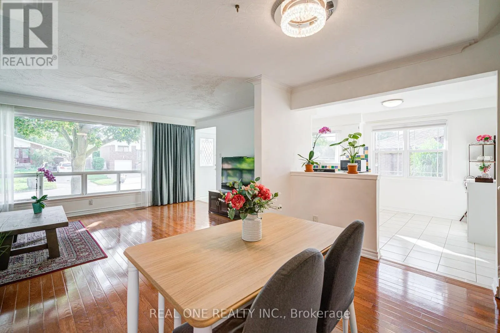 122 MARILAKE DRIVE