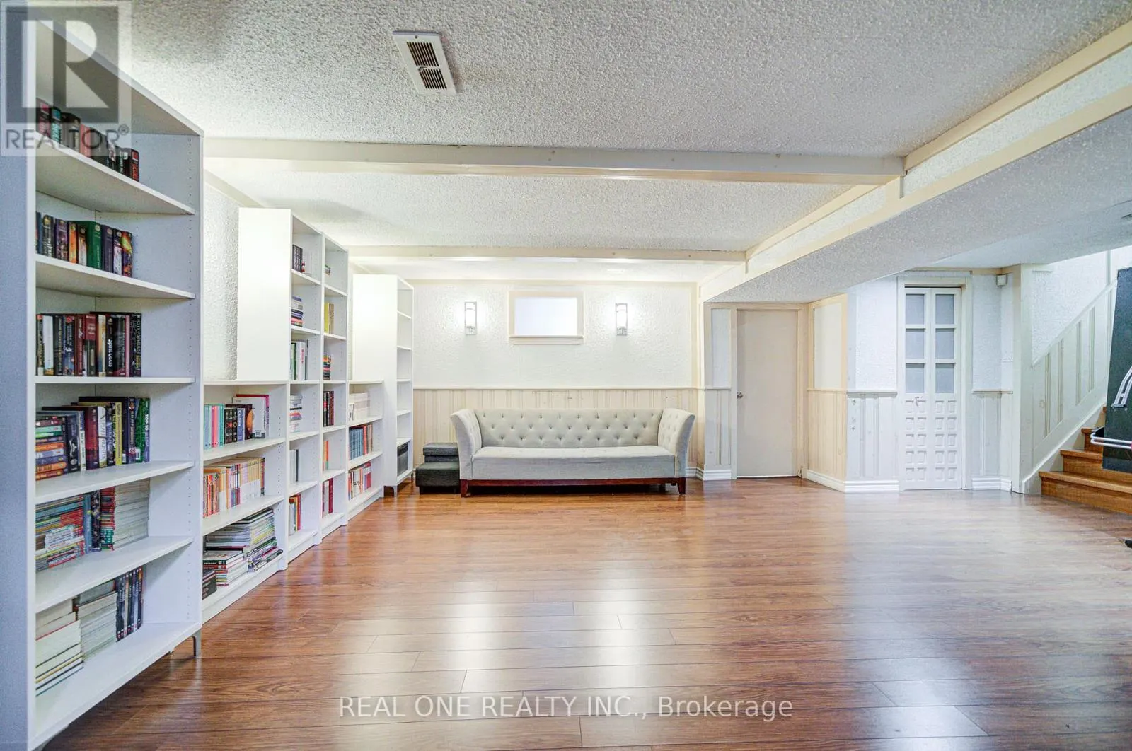 122 MARILAKE DRIVE