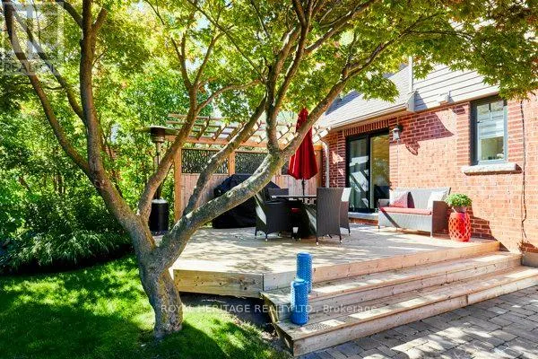 35 GLEN MUIR DRIVE