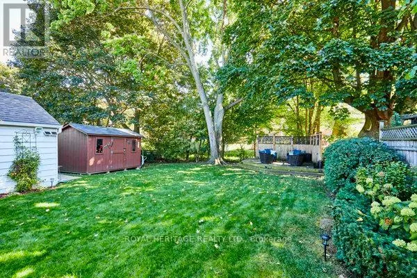 35 GLEN MUIR DRIVE