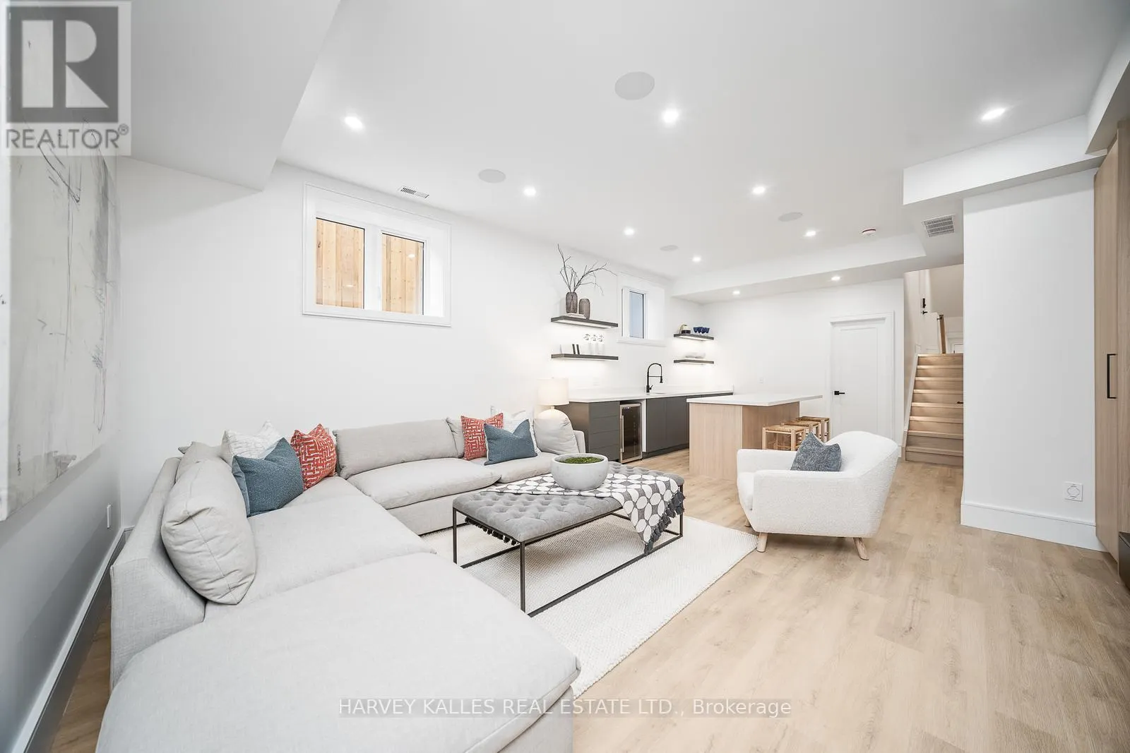 67 LESMOUNT AVENUE