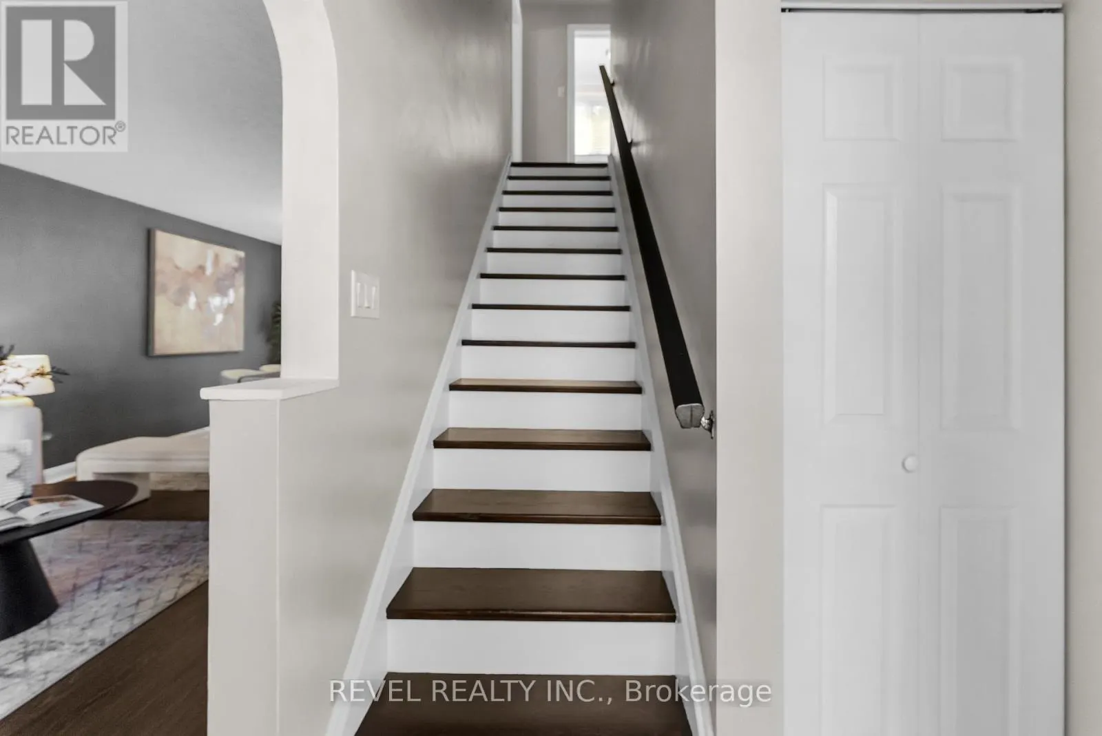 3 GLENWOOD TERRACE