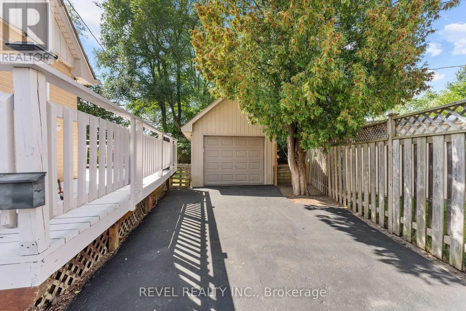 3 GLENWOOD TERRACE