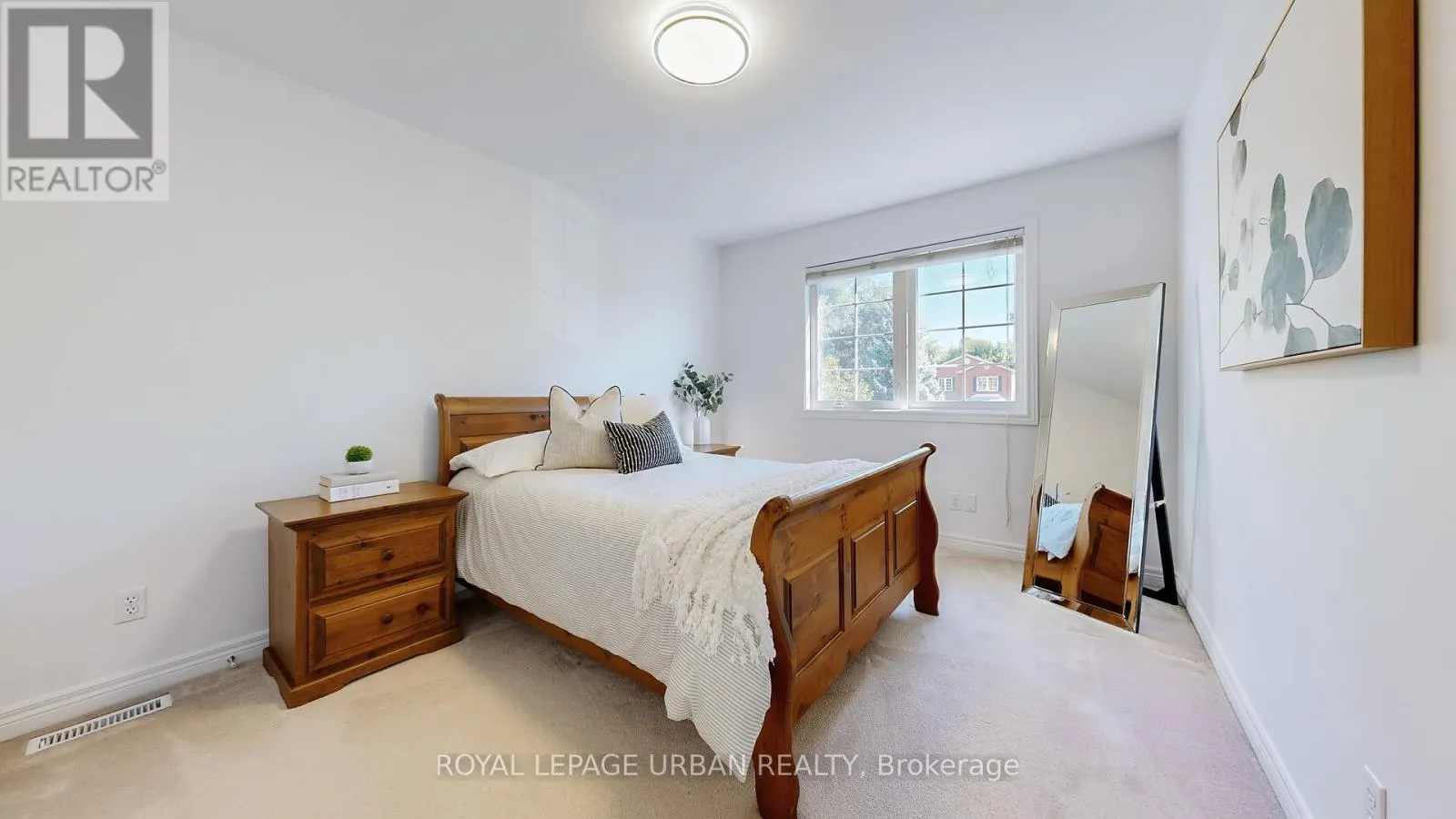 96 COALPORT DRIVE