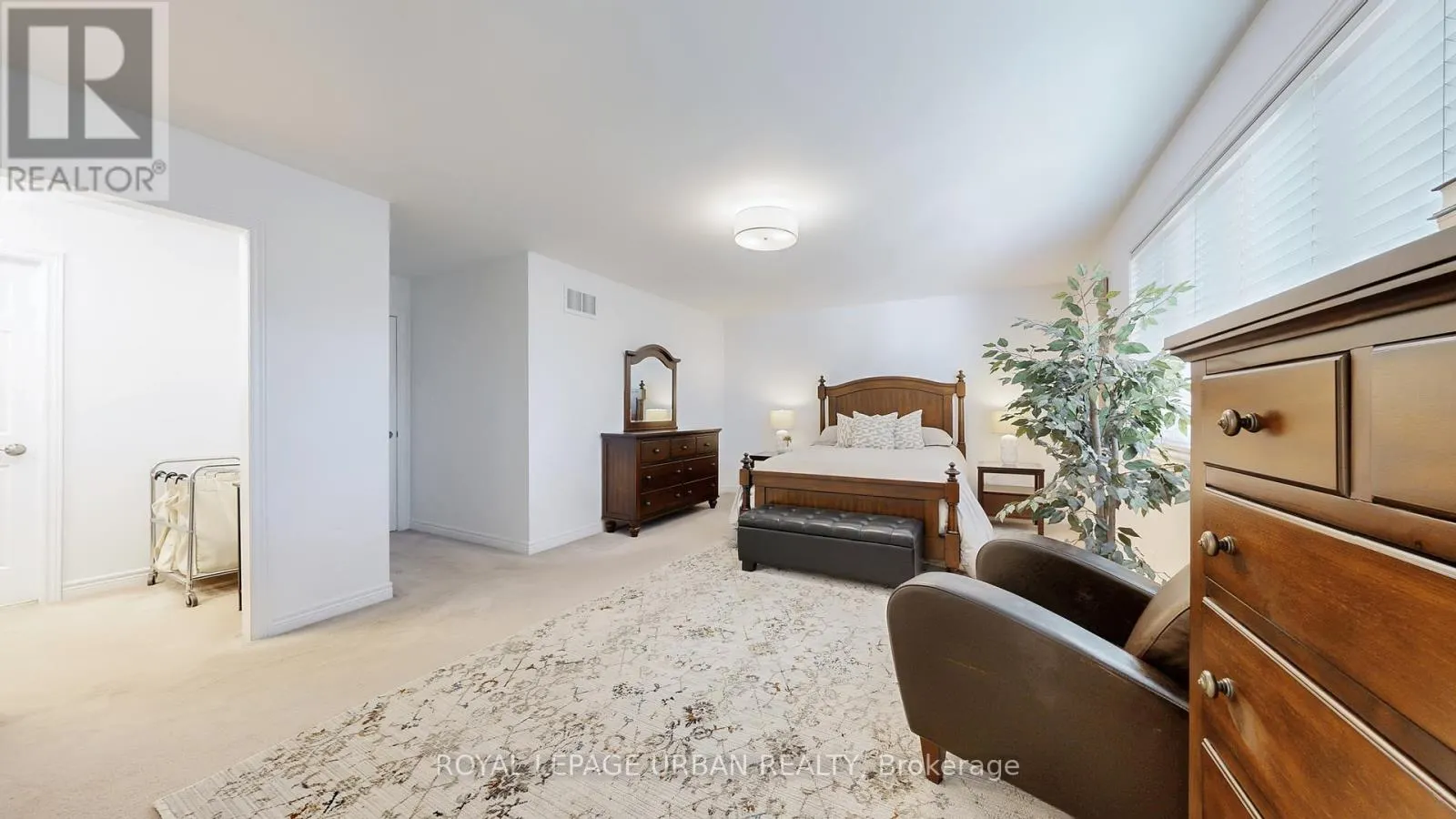 96 COALPORT DRIVE