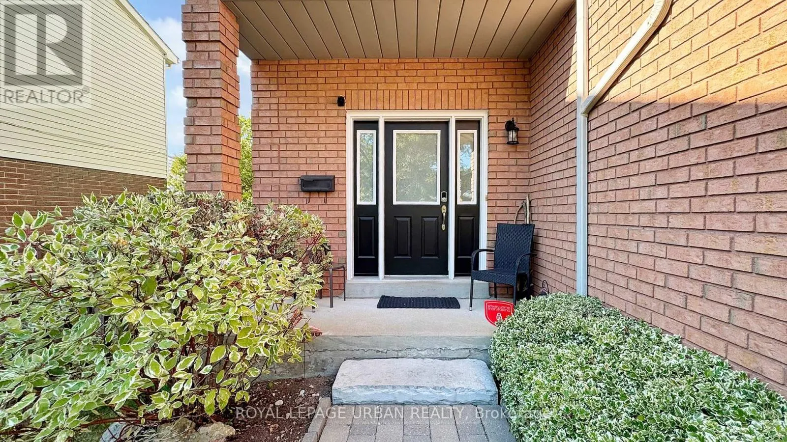 96 COALPORT DRIVE
