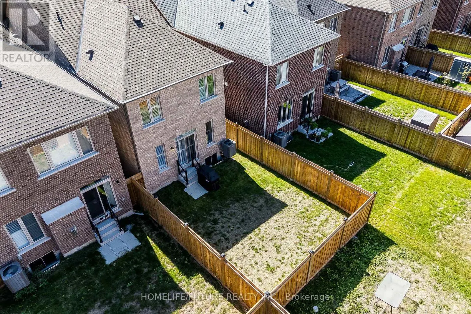 32 GILLIVARY DRIVE