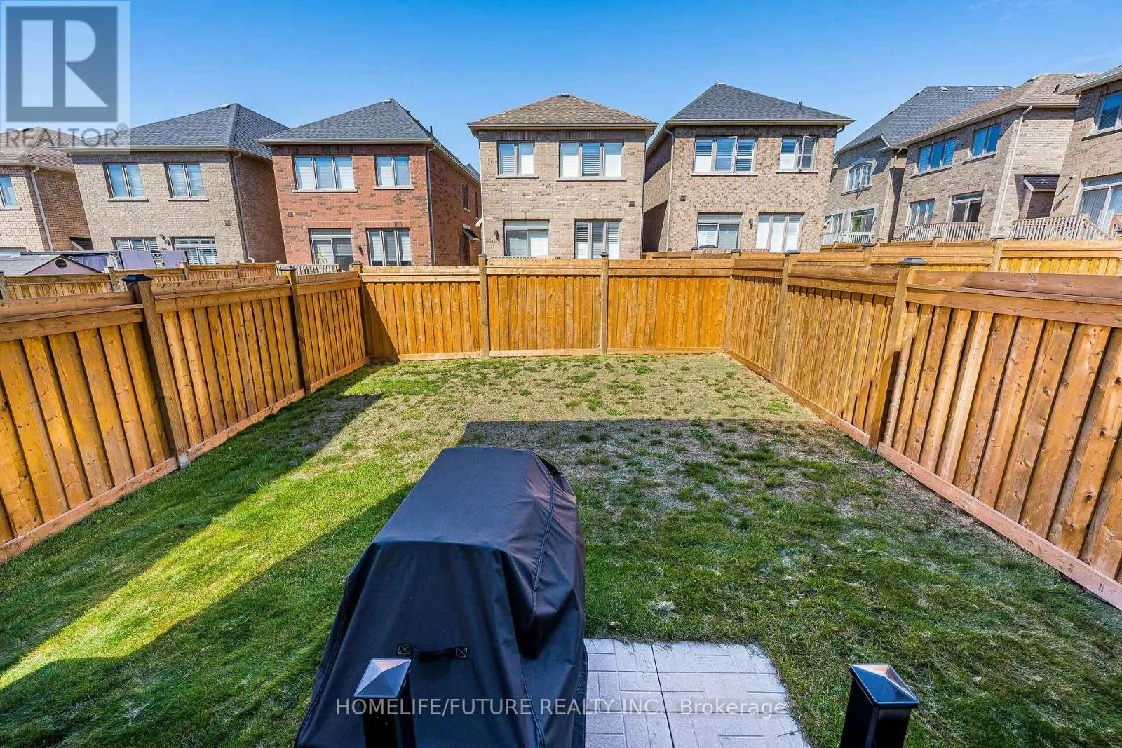 32 GILLIVARY DRIVE