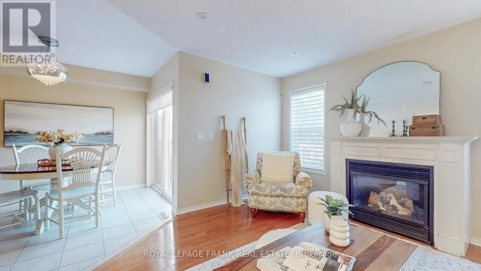 33 BEXLEY CRESCENT E