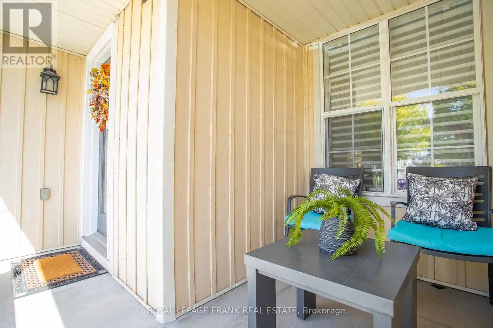 33 BEXLEY CRESCENT E