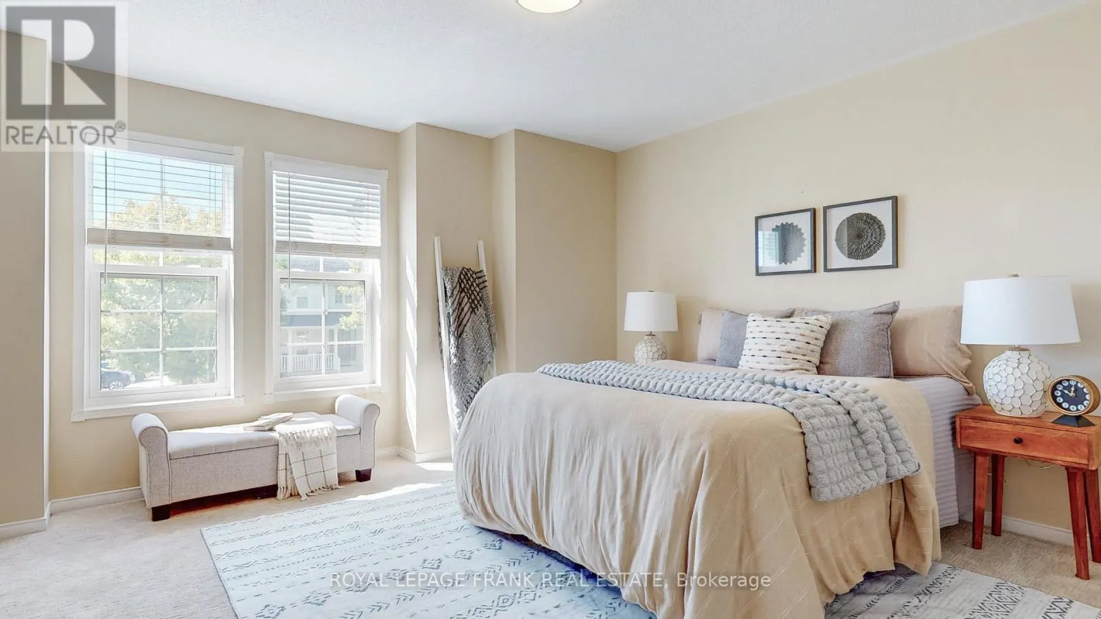33 BEXLEY CRESCENT E
