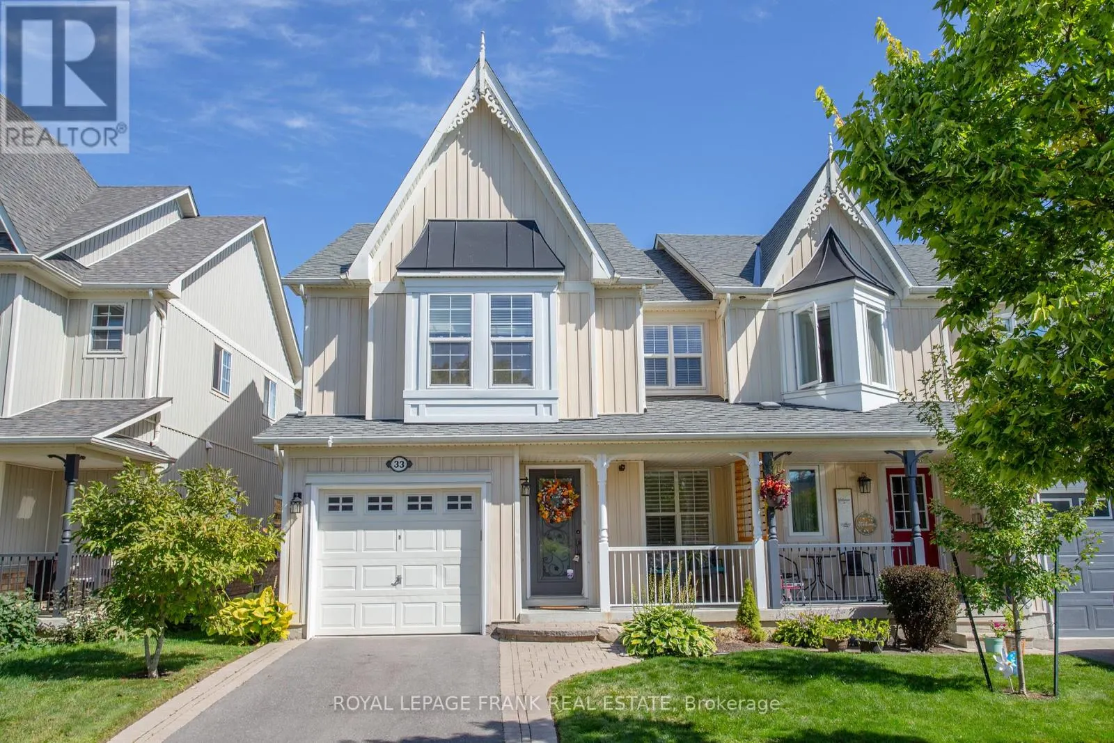 33 BEXLEY CRESCENT E