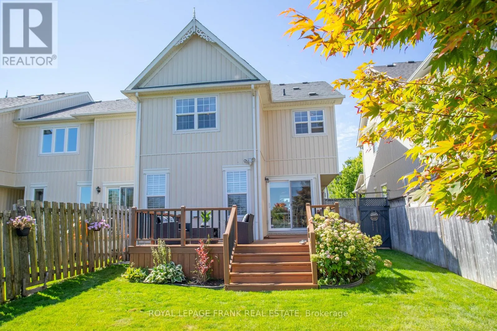 33 BEXLEY CRESCENT E