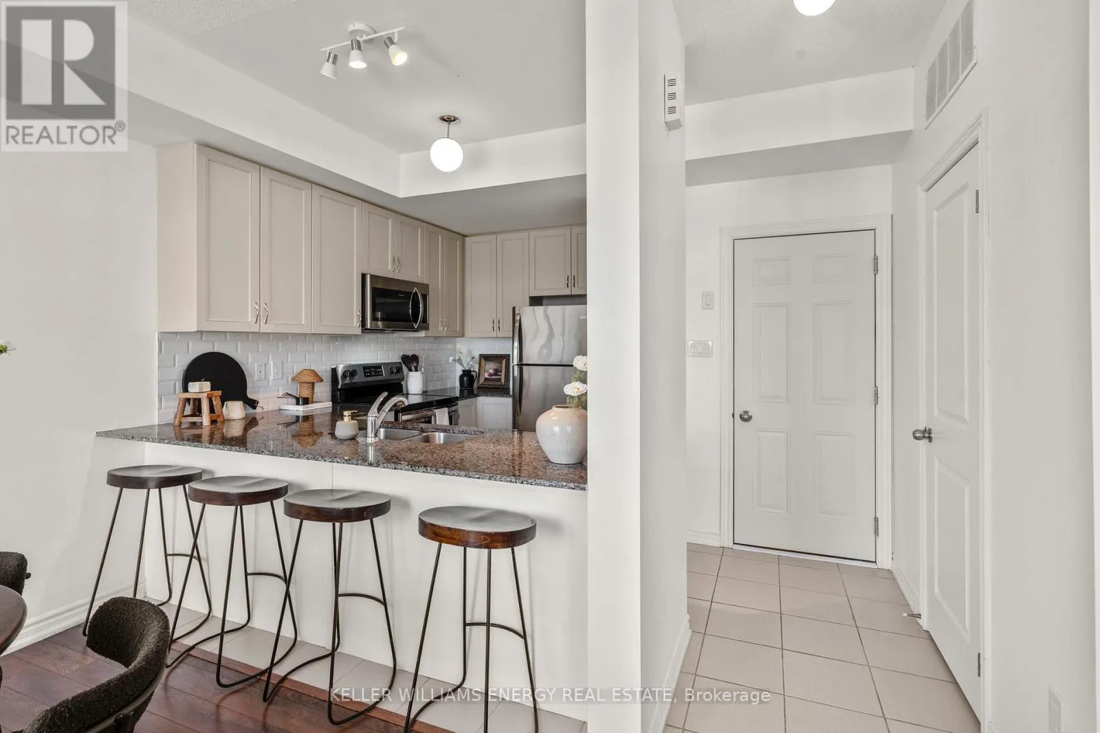 259 - 2568 WILLIAM JACKSON DRIVE, #259