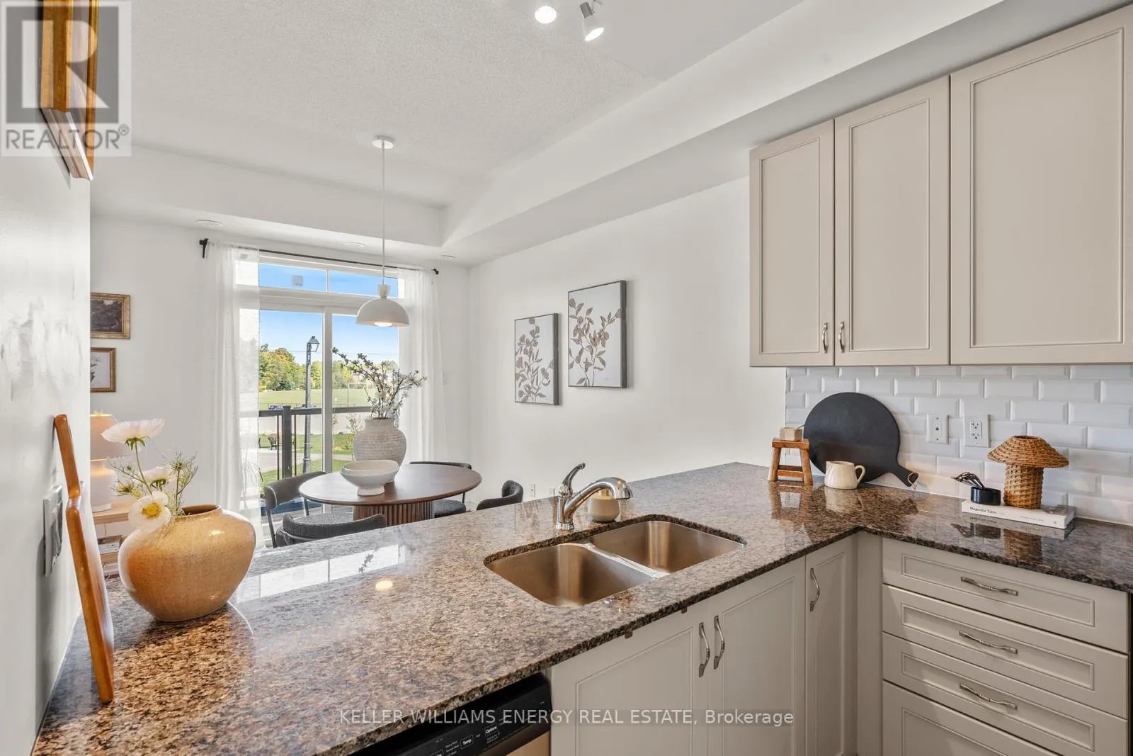 259 - 2568 WILLIAM JACKSON DRIVE, #259
