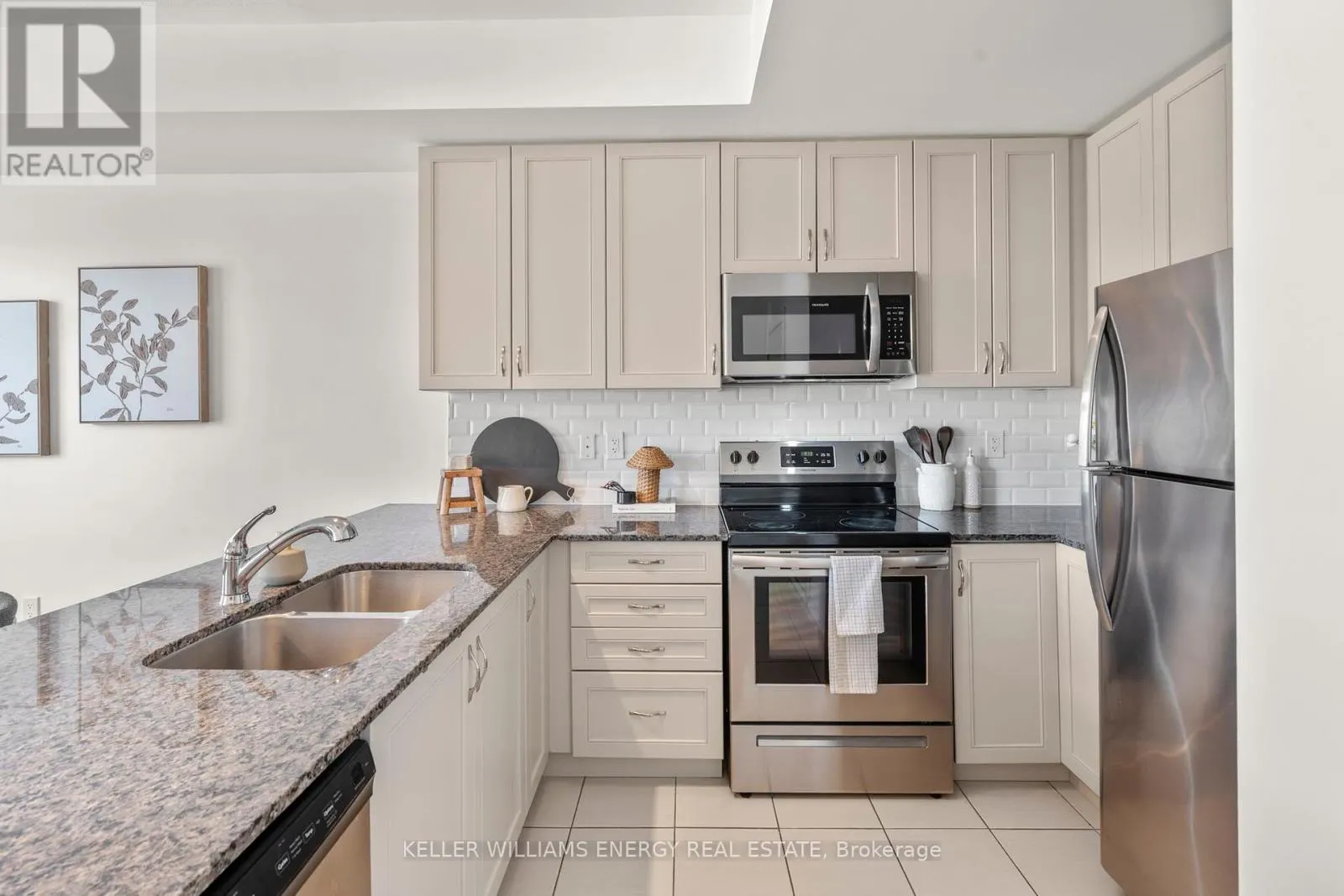 259 - 2568 WILLIAM JACKSON DRIVE, #259