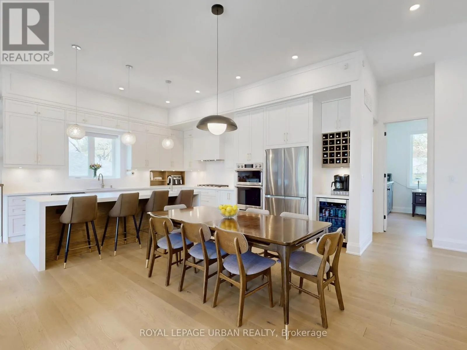 423 FRIENDSHIP AVENUE
