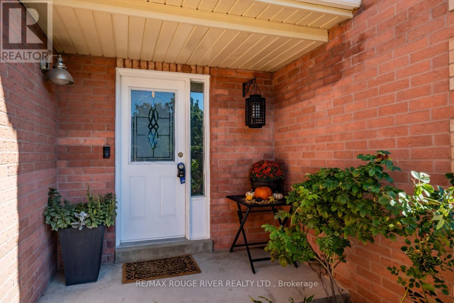 21 RAINE DRIVE
