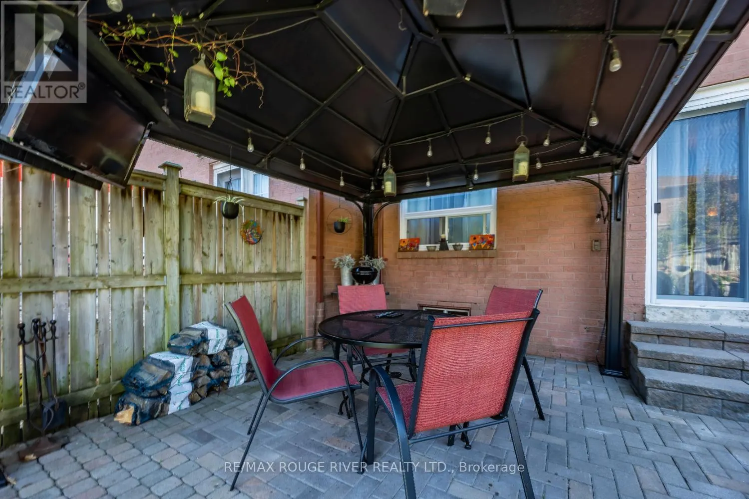 21 RAINE DRIVE