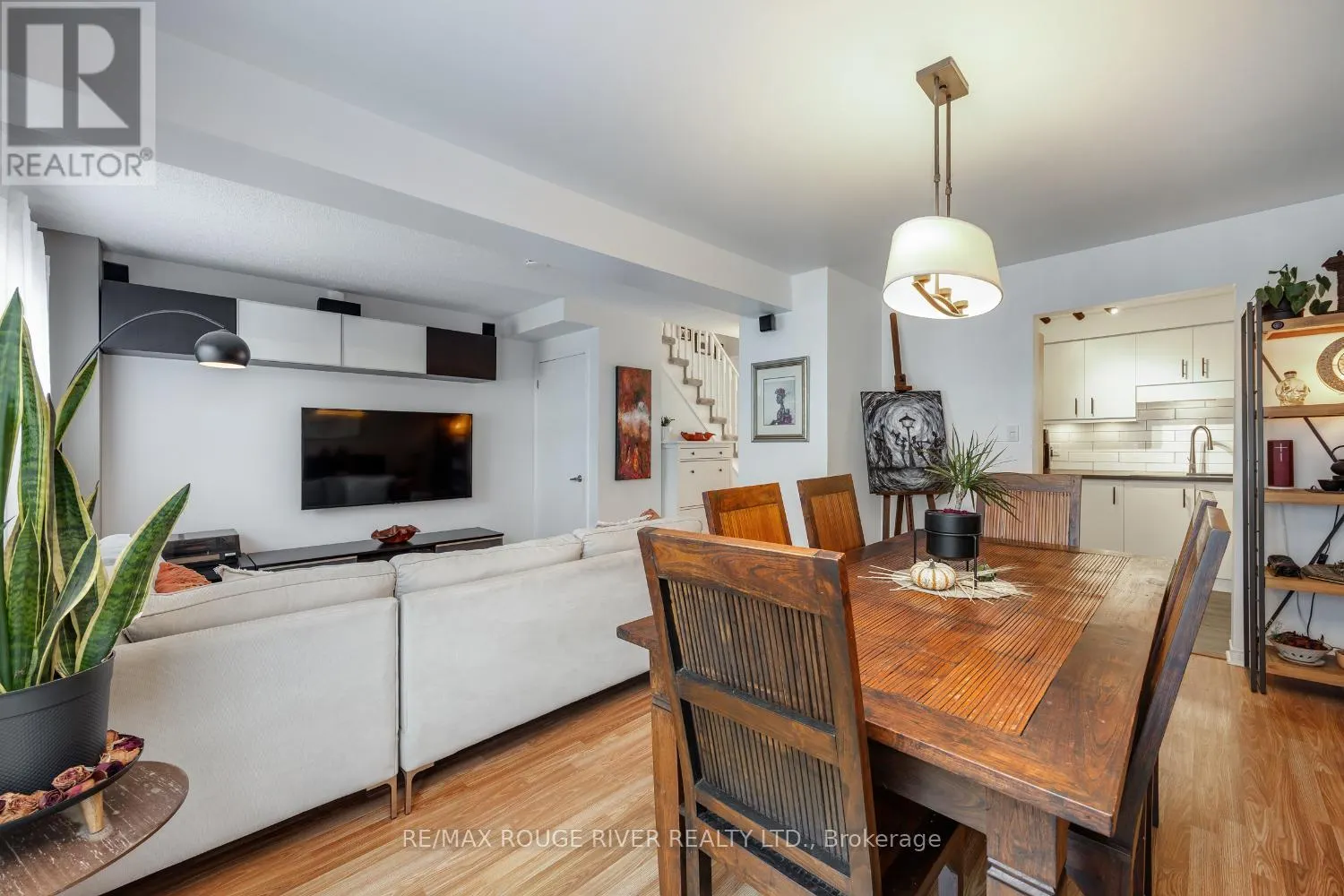 21 RAINE DRIVE