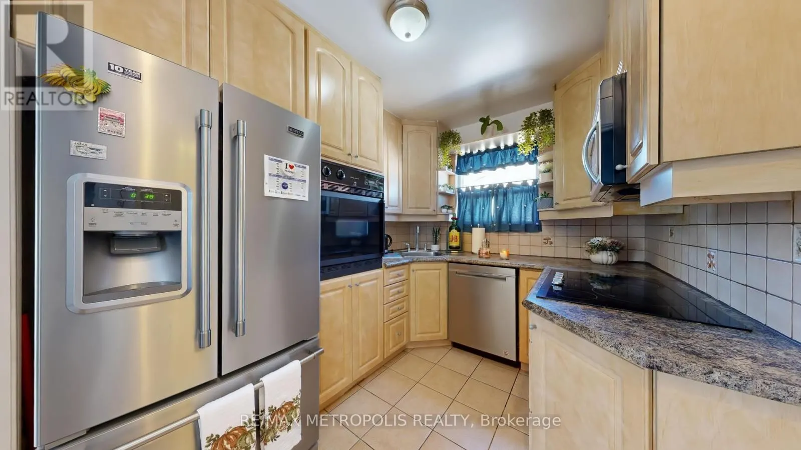 291 KENNEDY ROAD E