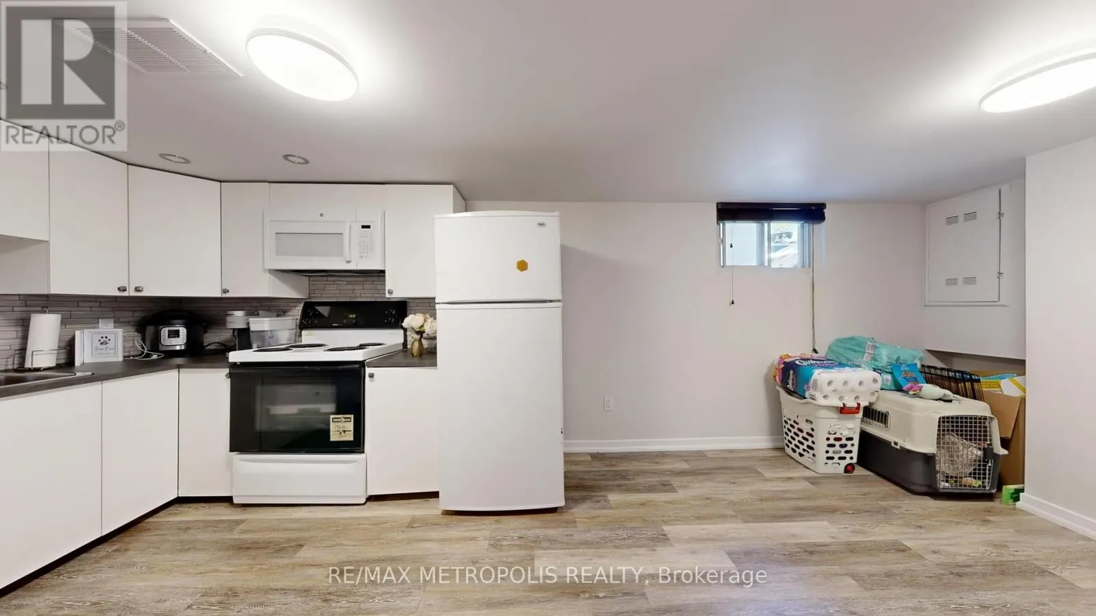 291 KENNEDY ROAD E