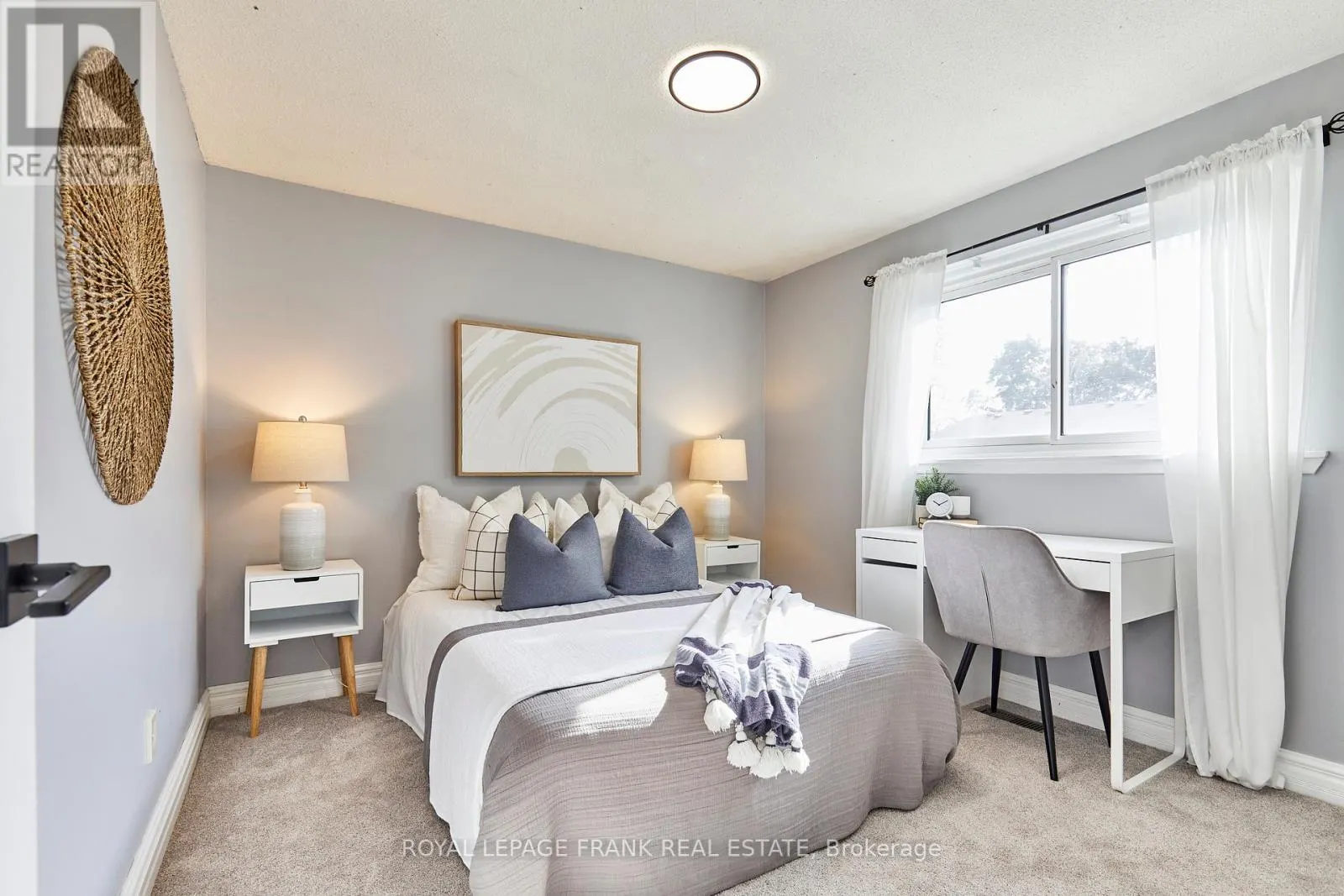 24 ROSER CRESCENT