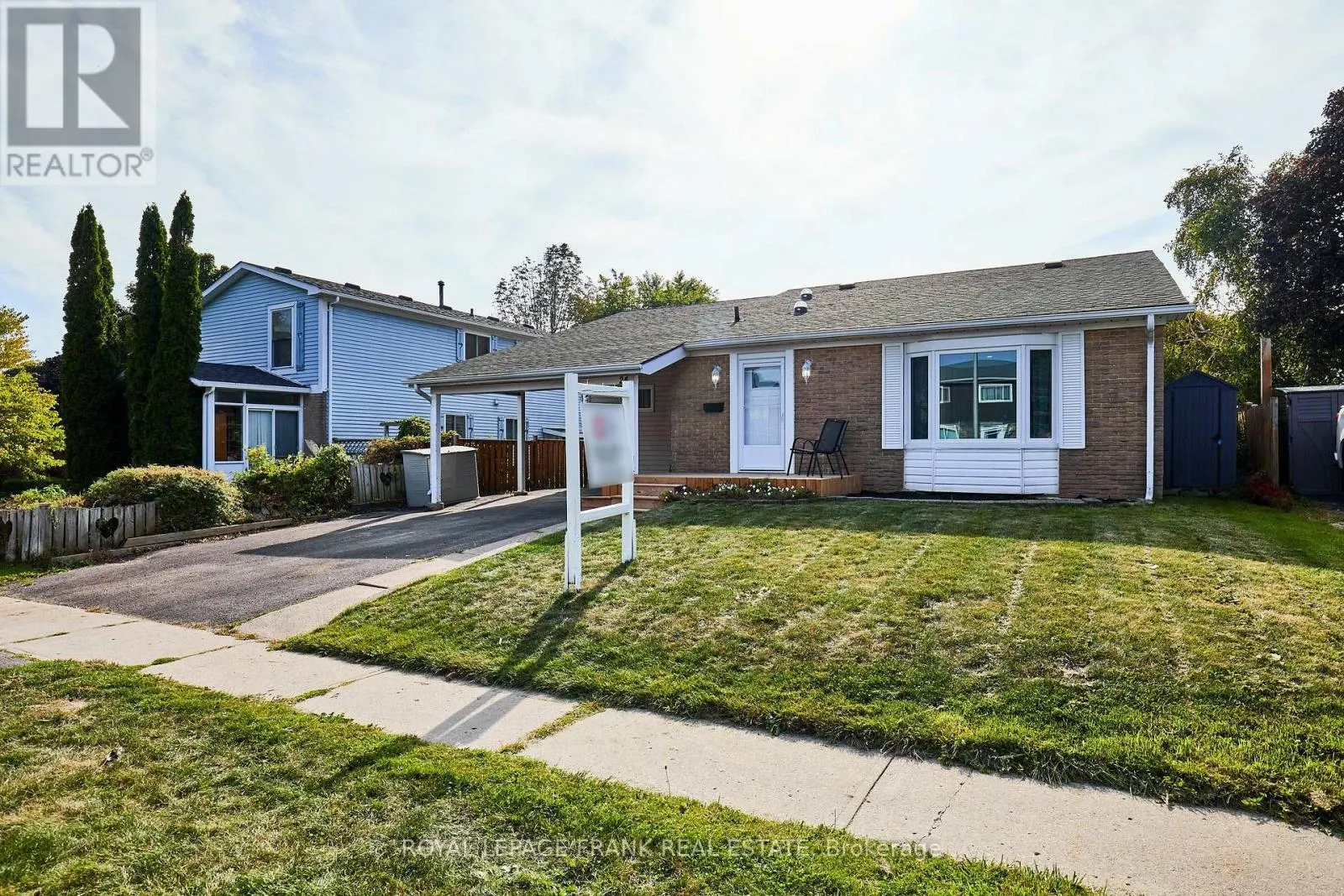 24 ROSER CRESCENT