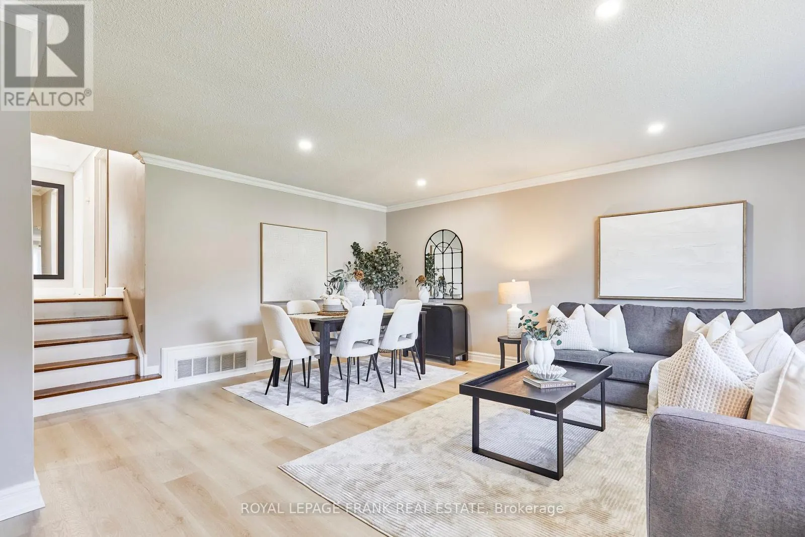 24 ROSER CRESCENT