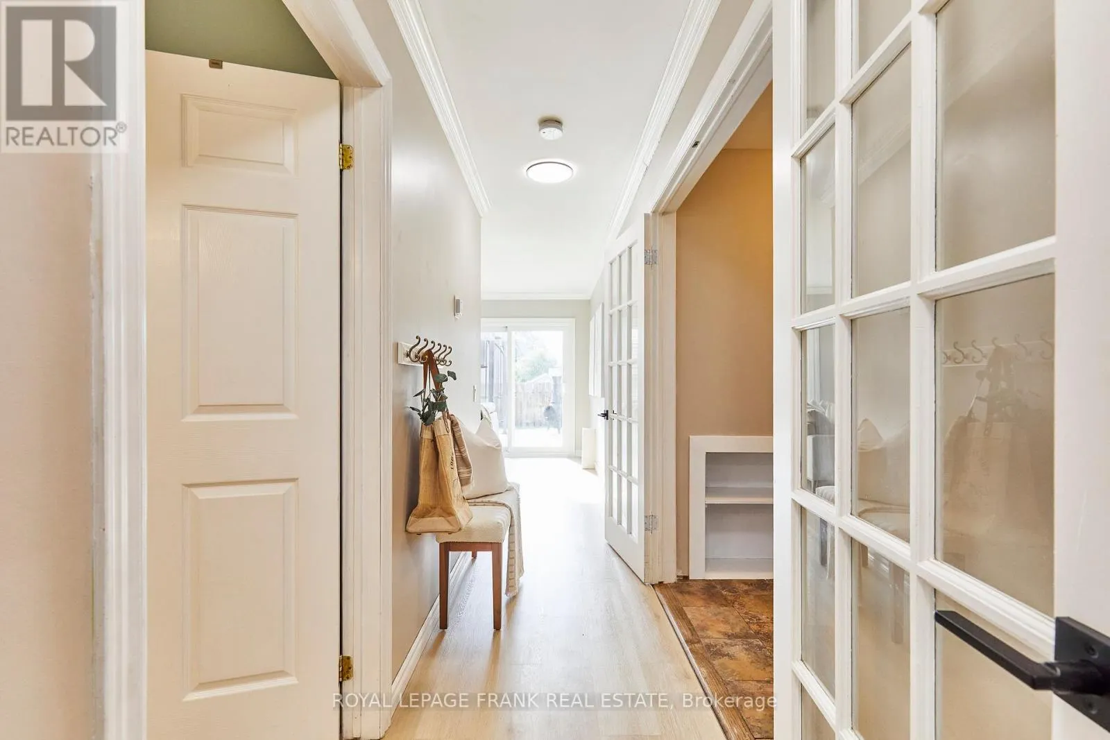 24 ROSER CRESCENT