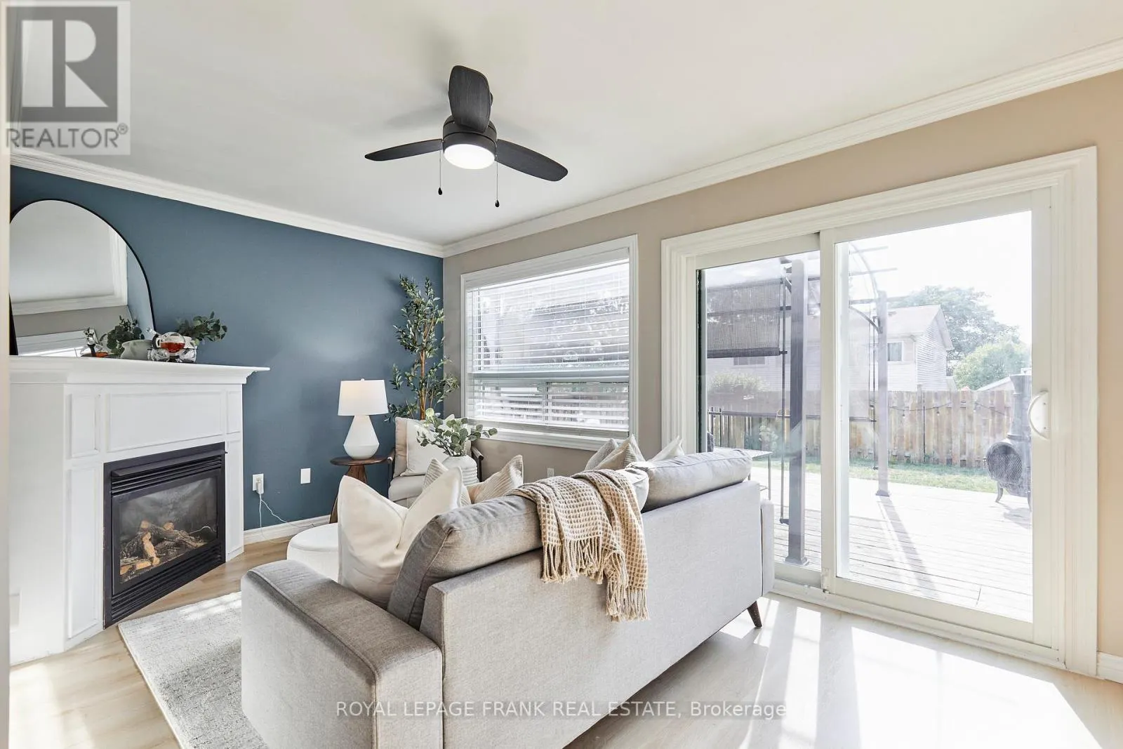24 ROSER CRESCENT