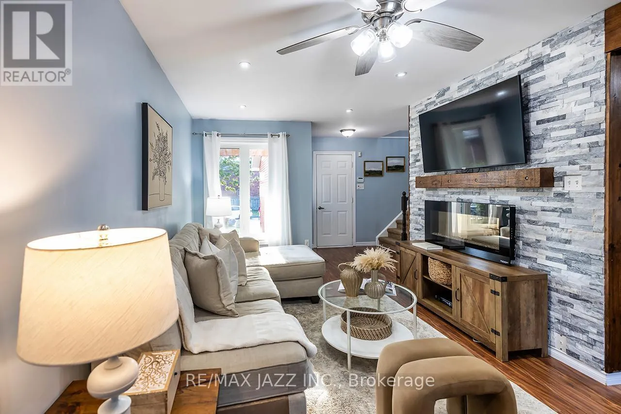 53 VAIL MEADOWS CRESCENT