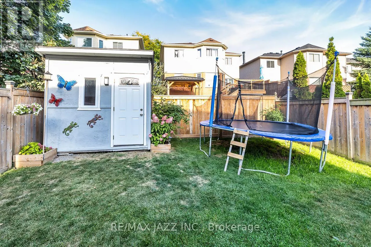 53 VAIL MEADOWS CRESCENT