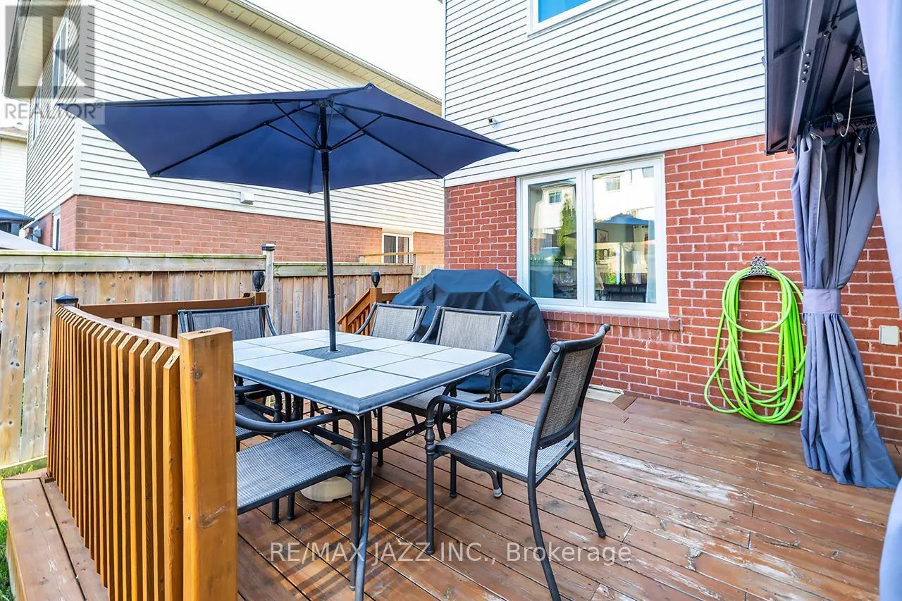 53 VAIL MEADOWS CRESCENT