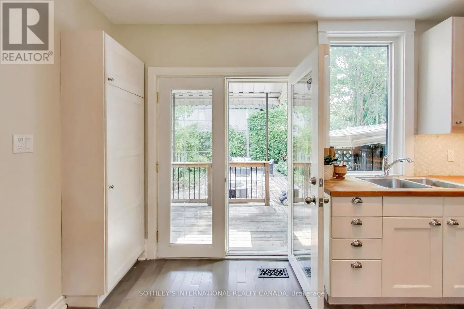 159 GLENMOUNT PARK ROAD