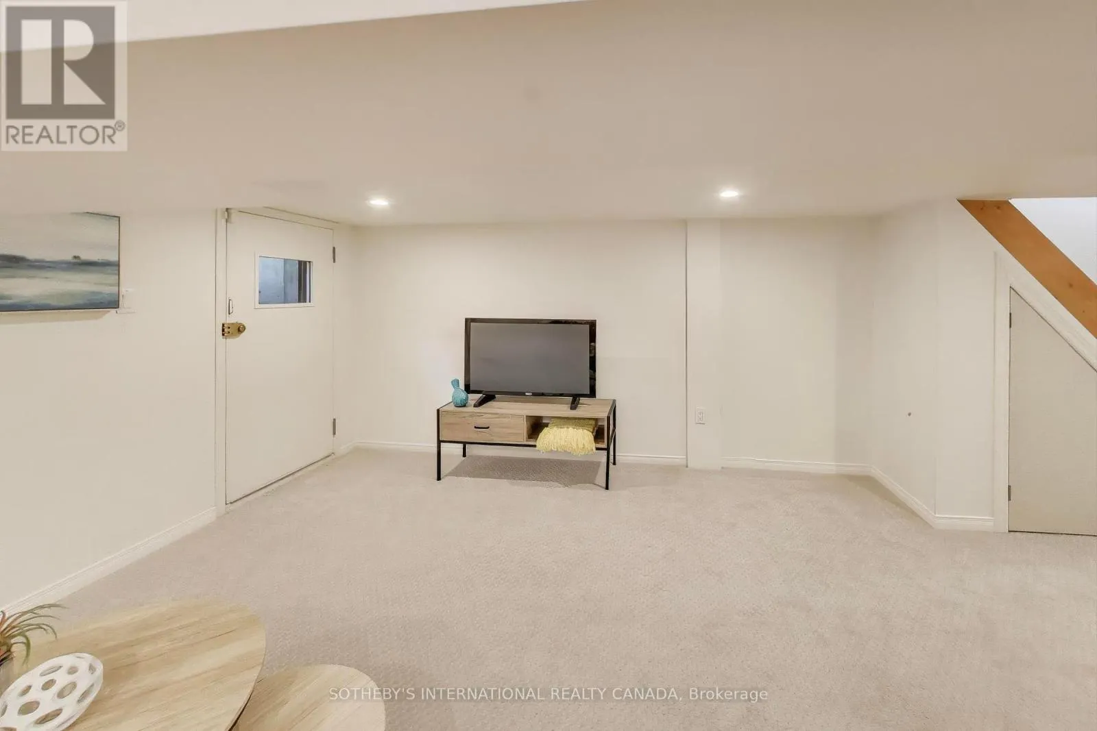 159 GLENMOUNT PARK ROAD