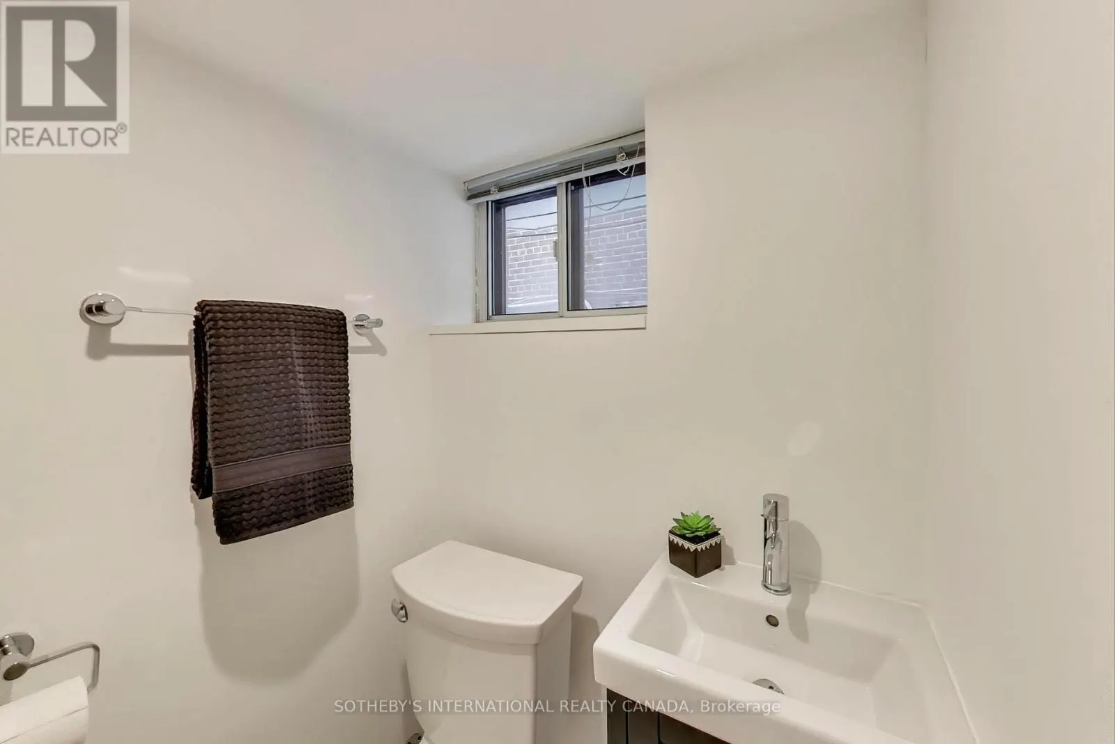 159 GLENMOUNT PARK ROAD