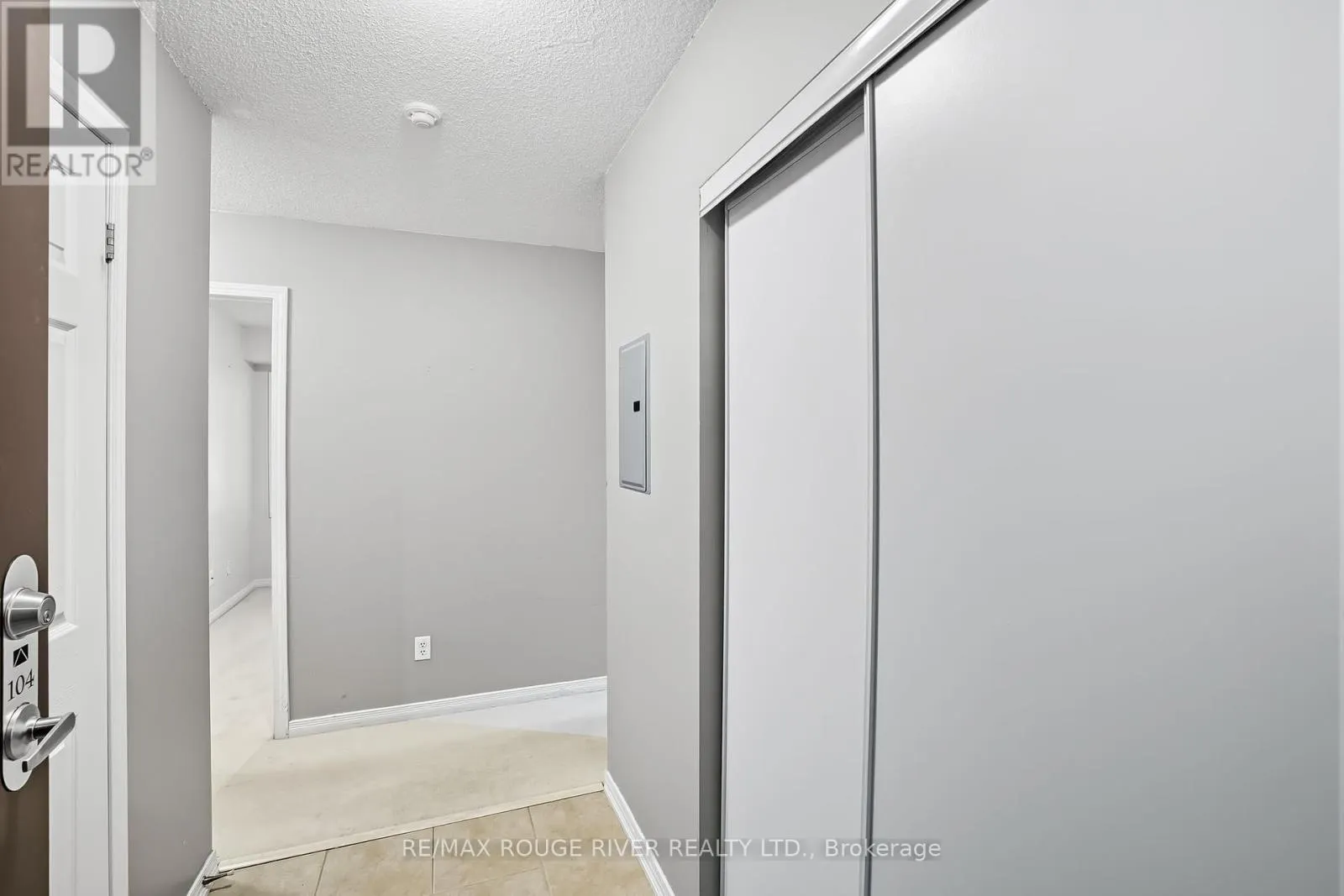 104 - 120 ASPEN SPRINGS DRIVE, #104