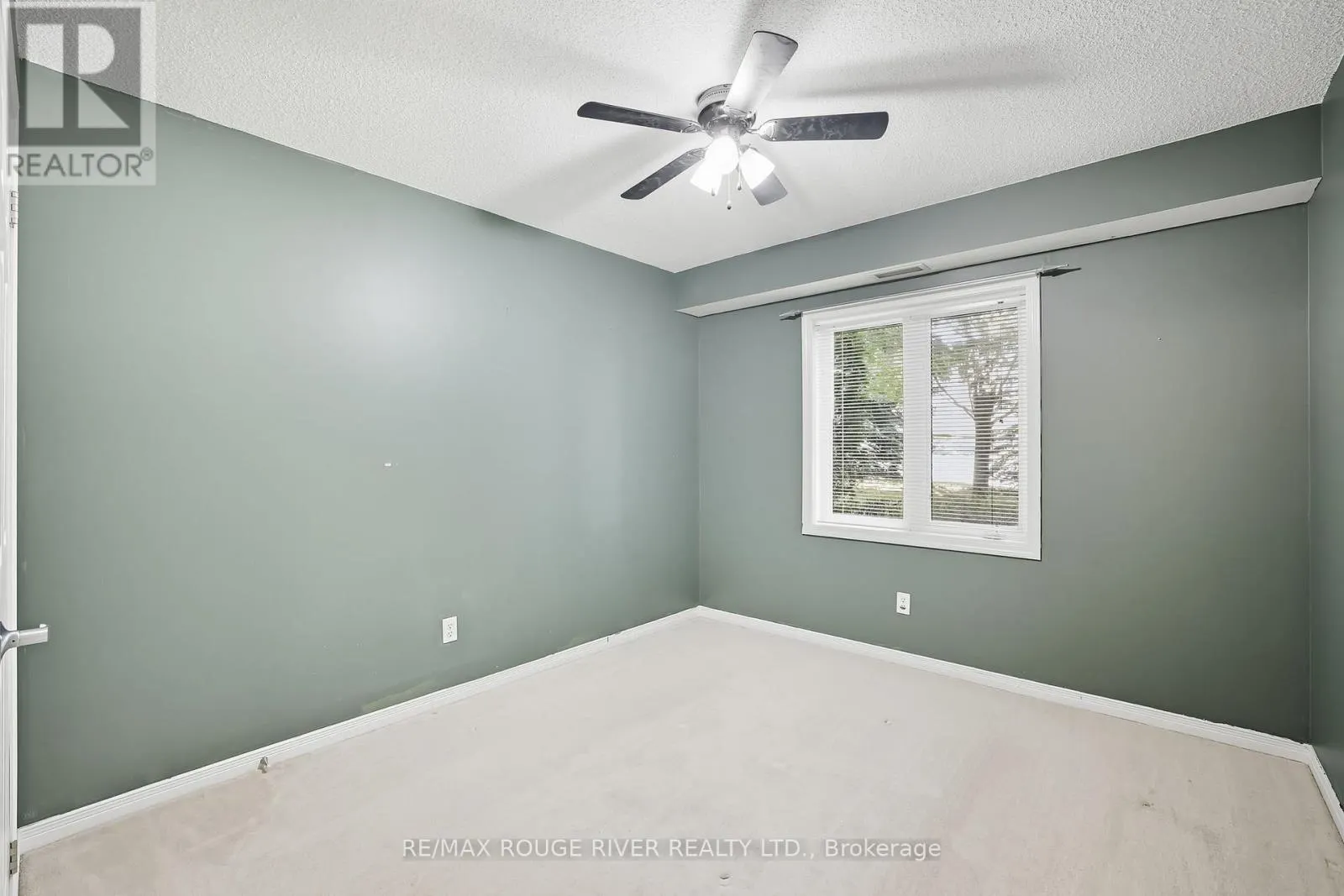 104 - 120 ASPEN SPRINGS DRIVE, #104