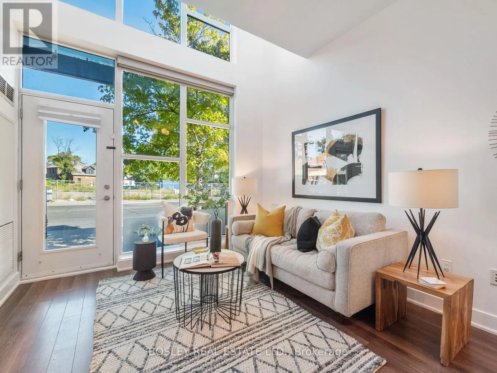 TH 1 - 1048 BROADVIEW AVENUE