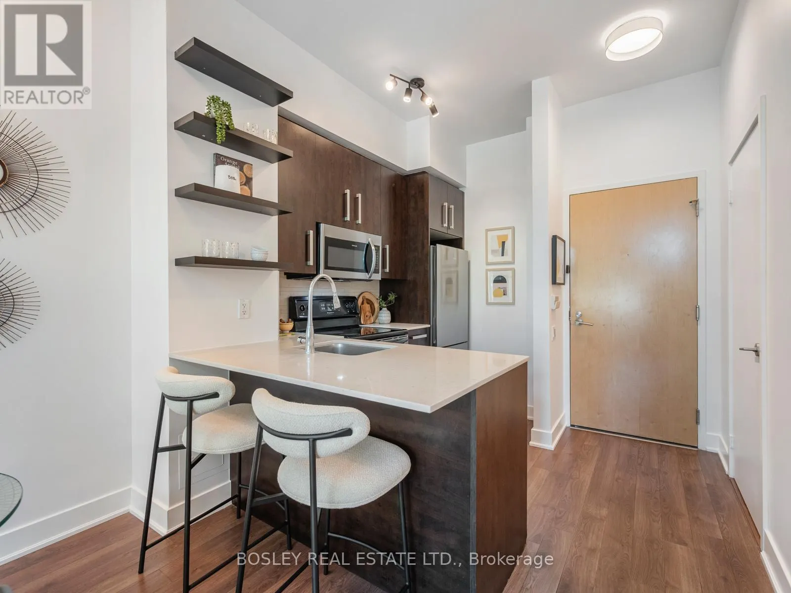 TH 1 - 1048 BROADVIEW AVENUE