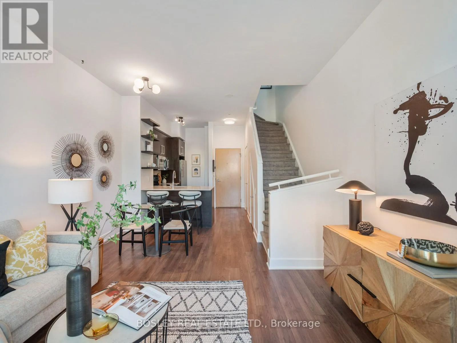 TH 1 - 1048 BROADVIEW AVENUE
