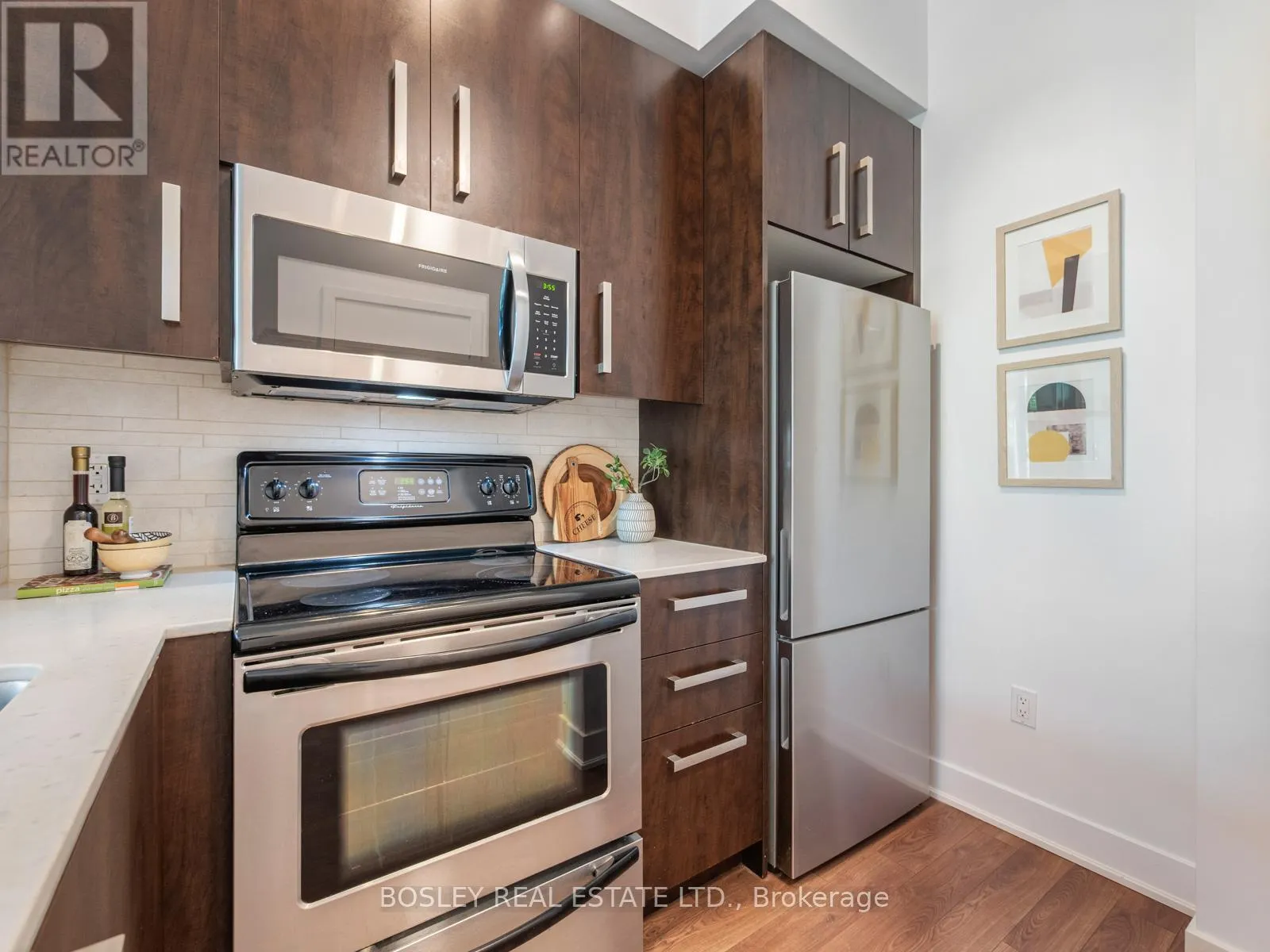 TH 1 - 1048 BROADVIEW AVENUE