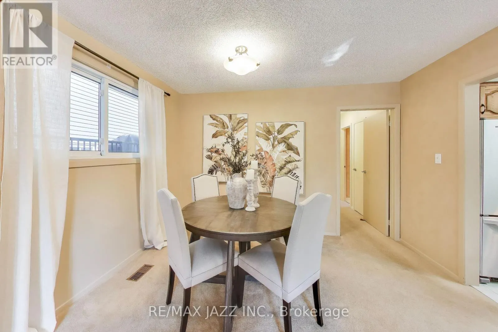417 CRESTWOOD DRIVE
