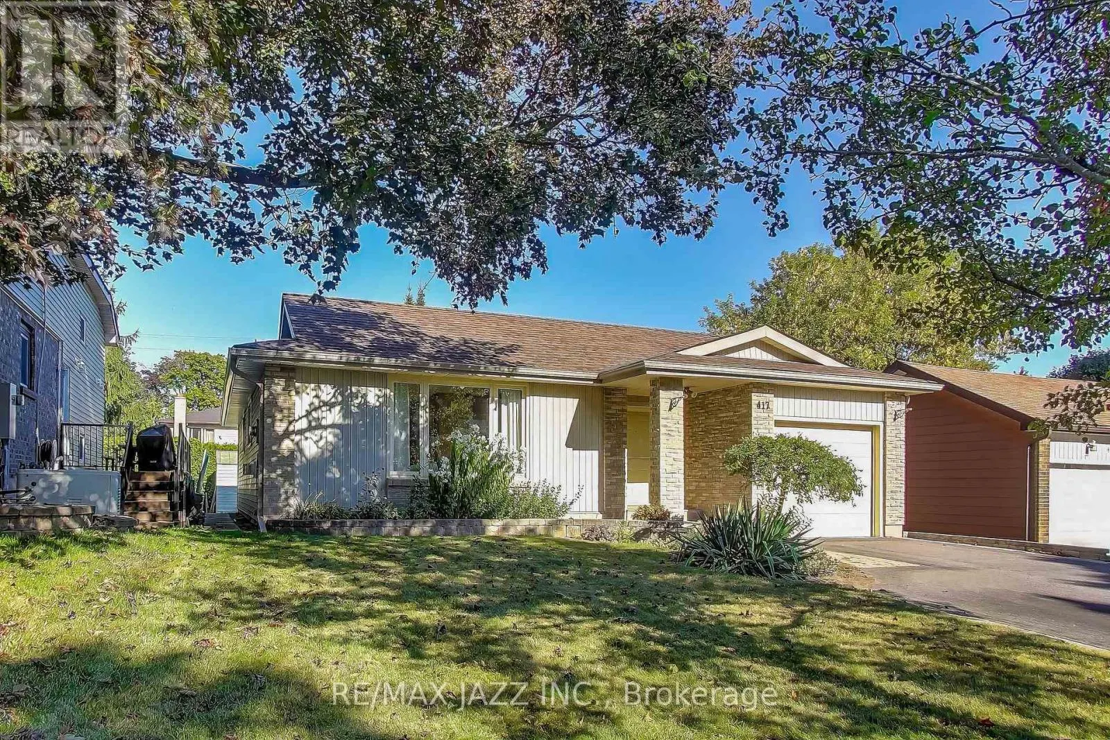 417 CRESTWOOD DRIVE