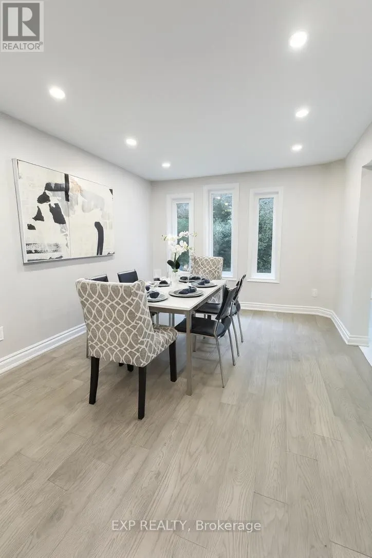 7 MACDERMOTT DRIVE
